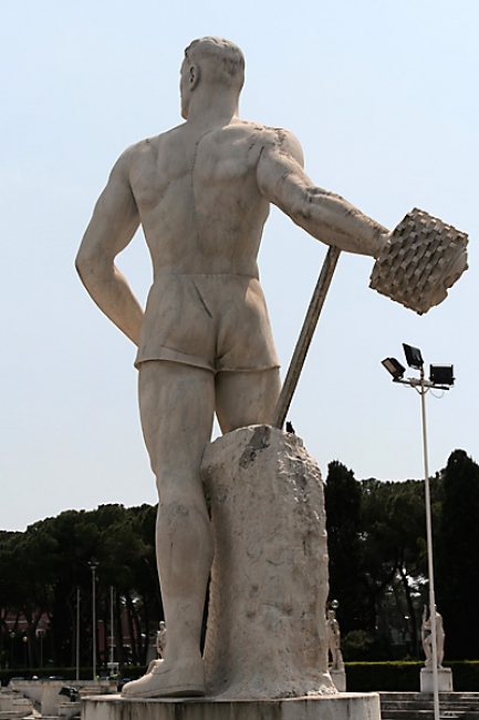 Stadio dei marmi 209